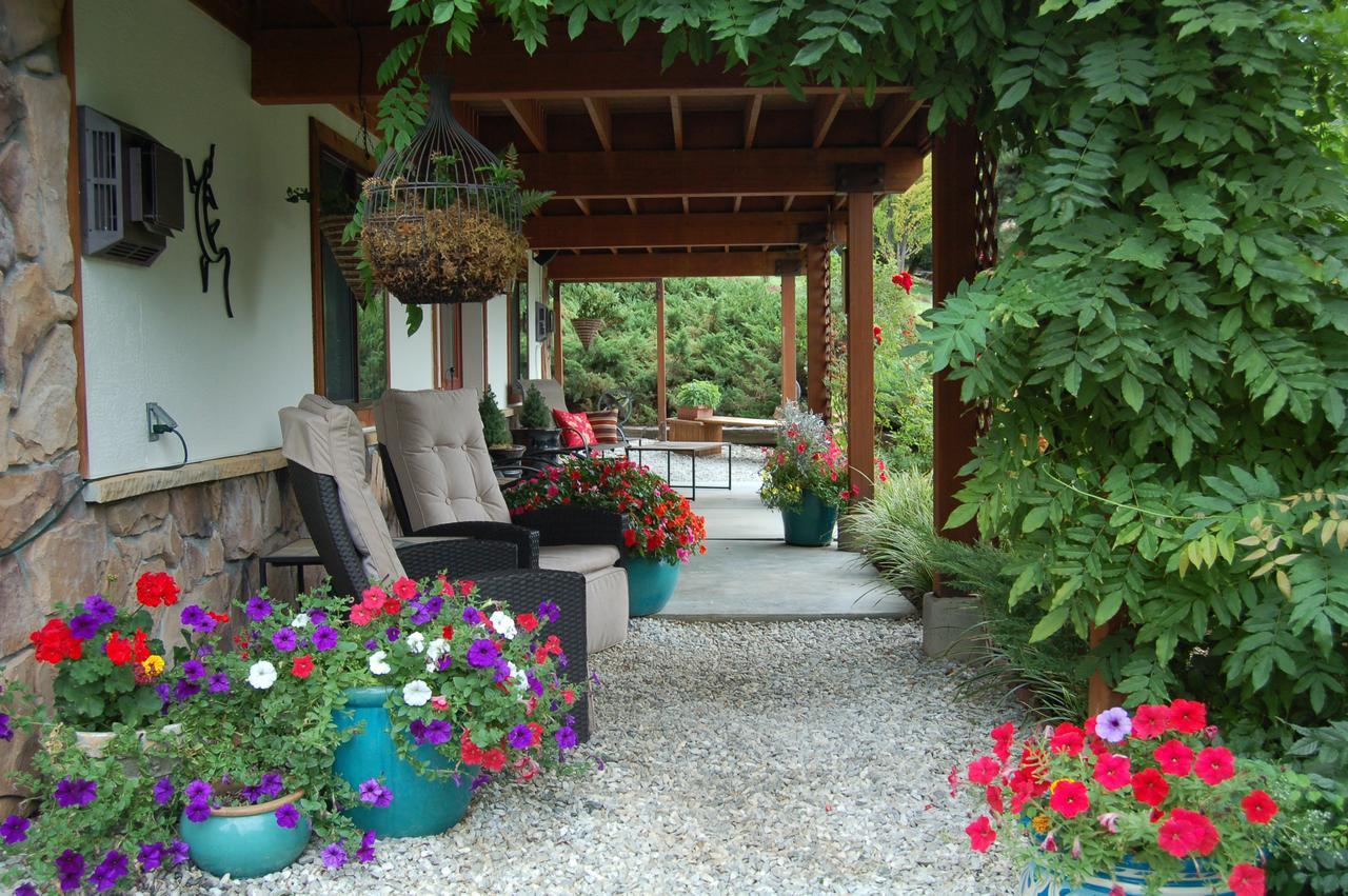 Fox Den Bed & Breakfast Leavenworth Exterior photo
